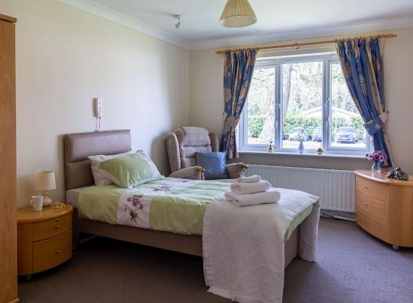 The Hillings bedroom
