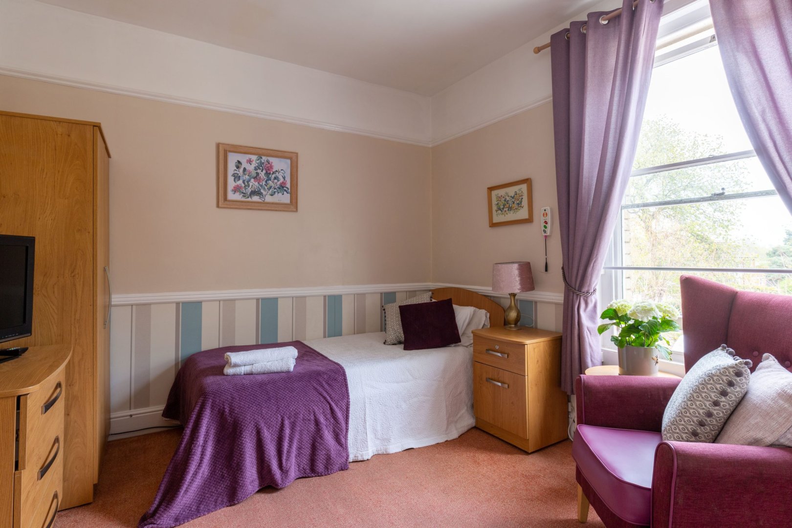 Uvedale Hall | Needham Market Care Home | Healthcare Homes